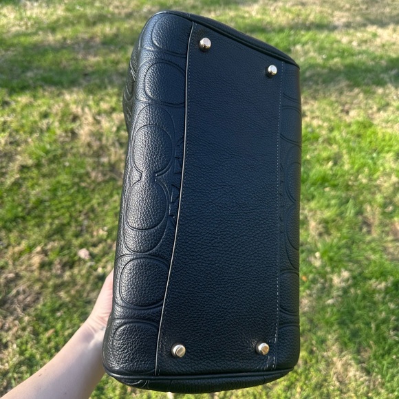 Large Coach Rowan - Picture 3 of 7